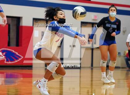 Thumbnail 2 in Grand Oaks @ Oak Ridge photogallery.
