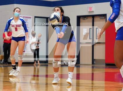 Thumbnail 3 in Grand Oaks @ Oak Ridge photogallery.