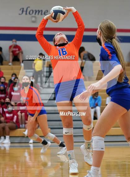 Thumbnail 2 in Grand Oaks @ Oak Ridge photogallery.