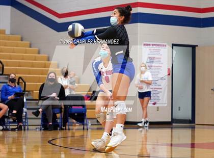 Thumbnail 2 in Grand Oaks @ Oak Ridge photogallery.