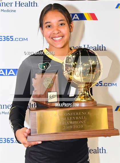 Thumbnail 1 in Basha vs. Perry (AIA 6A Final - Awards) photogallery.