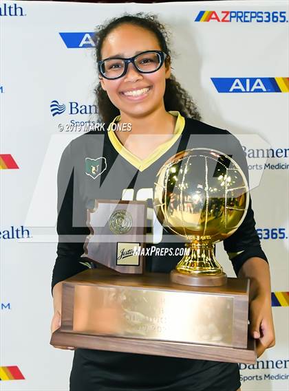 Thumbnail 2 in Basha vs. Perry (AIA 6A Final - Awards) photogallery.