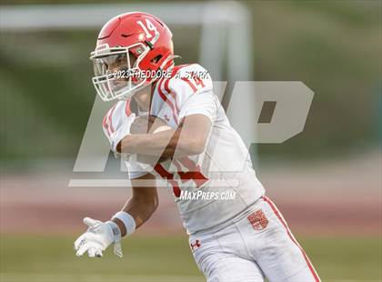 Thumbnail 2 in Regis Jesuit @ Arapahoe photogallery.
