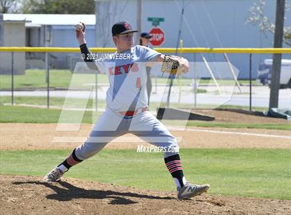 Thumbnail 2 in Keota vs. Keys (Ricky Spears Invitational) photogallery.