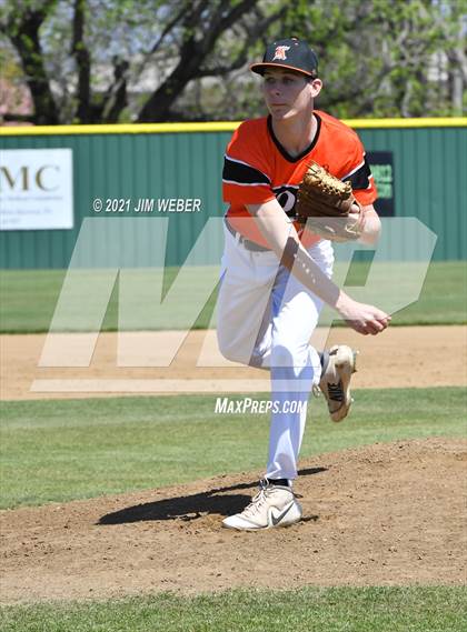 Thumbnail 2 in Keota vs. Keys (Ricky Spears Invitational) photogallery.