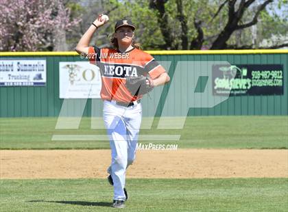 Thumbnail 2 in Keota vs. Keys (Ricky Spears Invitational) photogallery.