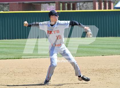Thumbnail 3 in Keota vs. Keys (Ricky Spears Invitational) photogallery.