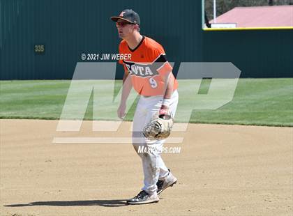 Thumbnail 3 in Keota vs. Keys (Ricky Spears Invitational) photogallery.