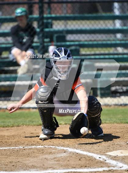 Thumbnail 2 in Keota vs. Keys (Ricky Spears Invitational) photogallery.