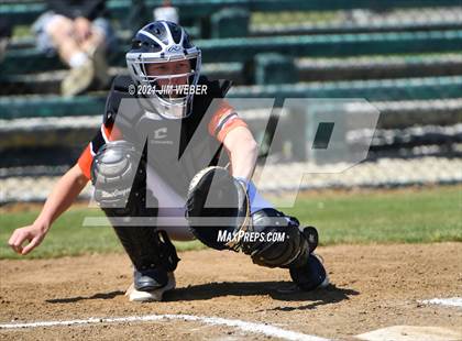 Thumbnail 2 in Keota vs. Keys (Ricky Spears Invitational) photogallery.