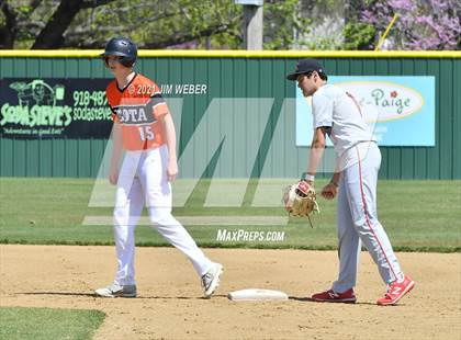 Thumbnail 1 in Keota vs. Keys (Ricky Spears Invitational) photogallery.