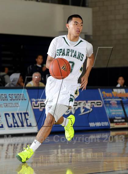 Thumbnail 3 in Sunny Hills vs. Damien (I Have a Dream Classic) photogallery.