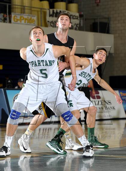 Thumbnail 1 in Sunny Hills vs. Damien (I Have a Dream Classic) photogallery.