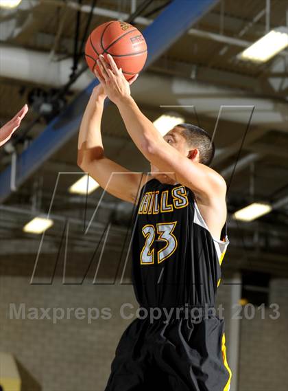 Thumbnail 2 in Sunny Hills vs. Damien (I Have a Dream Classic) photogallery.
