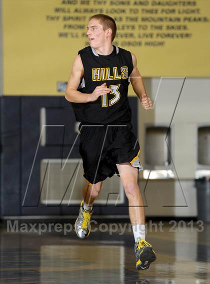 Thumbnail 3 in Sunny Hills vs. Damien (I Have a Dream Classic) photogallery.