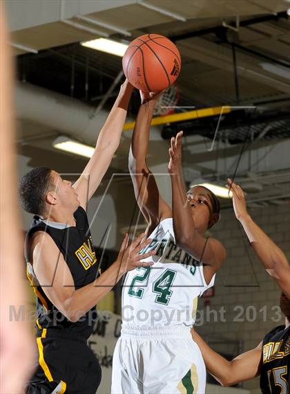 Thumbnail 3 in Sunny Hills vs. Damien (I Have a Dream Classic) photogallery.