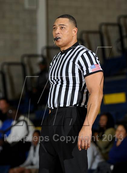 Thumbnail 2 in Sunny Hills vs. Damien (I Have a Dream Classic) photogallery.