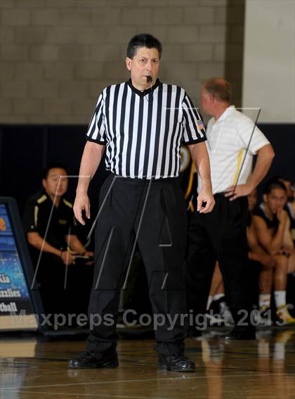 Thumbnail 1 in Sunny Hills vs. Damien (I Have a Dream Classic) photogallery.