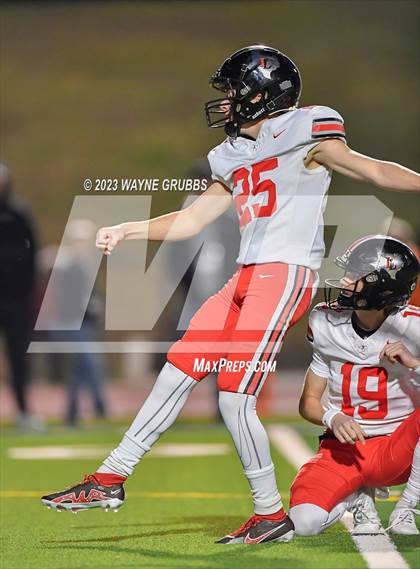 Thumbnail 2 in Lovejoy @ Texas (UIL 5A Regional Semifinal) photogallery.