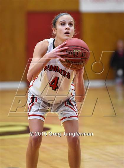 Thumbnail 3 in Santa Rosa vs. Oregon City (Cardinal Newman Classic) photogallery.