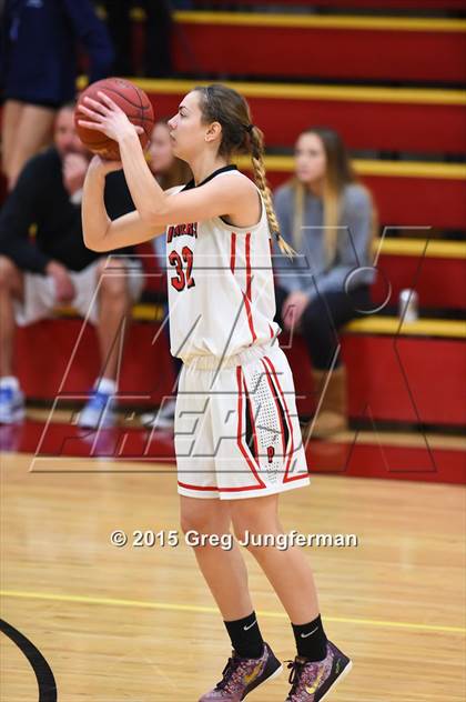 Thumbnail 3 in Santa Rosa vs. Oregon City (Cardinal Newman Classic) photogallery.
