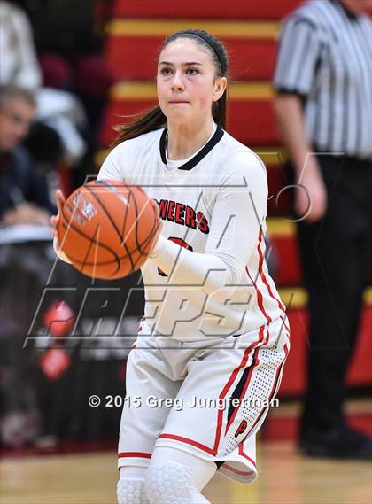 Thumbnail 2 in Santa Rosa vs. Oregon City (Cardinal Newman Classic) photogallery.