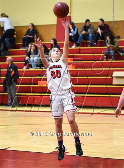 Thumbnail 2 in Santa Rosa vs. Oregon City (Cardinal Newman Classic) photogallery.