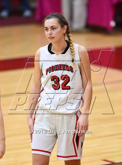 Thumbnail 3 in Santa Rosa vs. Oregon City (Cardinal Newman Classic) photogallery.