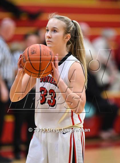 Thumbnail 3 in Santa Rosa vs. Oregon City (Cardinal Newman Classic) photogallery.