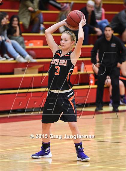 Thumbnail 2 in Santa Rosa vs. Oregon City (Cardinal Newman Classic) photogallery.