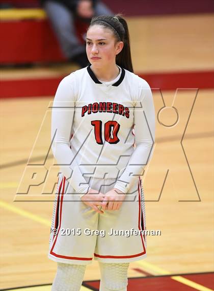 Thumbnail 1 in Santa Rosa vs. Oregon City (Cardinal Newman Classic) photogallery.