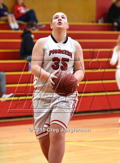 Thumbnail 3 in Santa Rosa vs. Oregon City (Cardinal Newman Classic) photogallery.