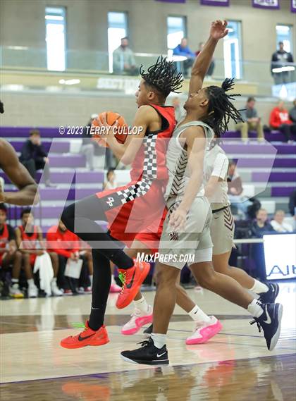 Thumbnail 2 in Dynamic Prep vs. Cardinal Ritter College Prep (Utah Holiday Hoopfest) photogallery.