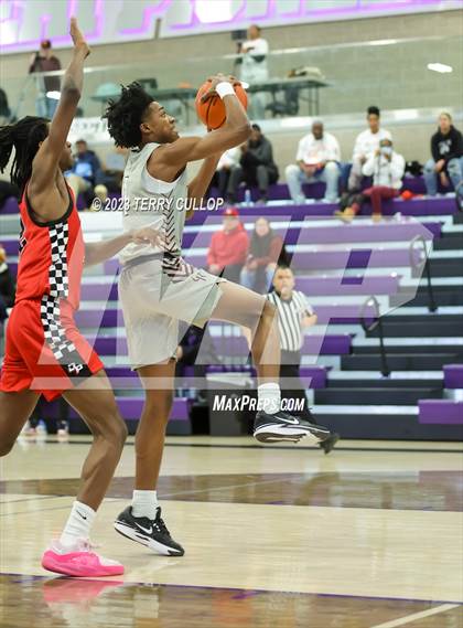 Thumbnail 1 in Dynamic Prep vs. Cardinal Ritter College Prep (Utah Holiday Hoopfest) photogallery.
