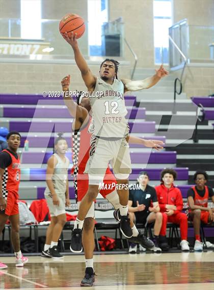Thumbnail 3 in Dynamic Prep vs. Cardinal Ritter College Prep (Utah Holiday Hoopfest) photogallery.