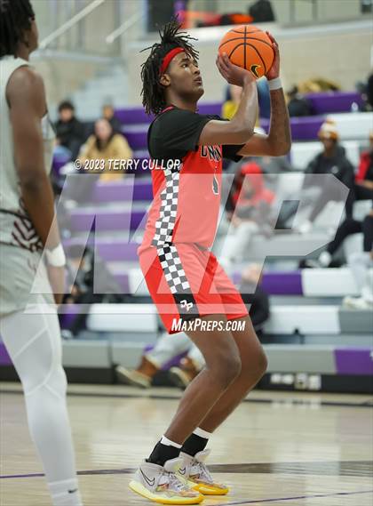 Thumbnail 2 in Dynamic Prep vs. Cardinal Ritter College Prep (Utah Holiday Hoopfest) photogallery.