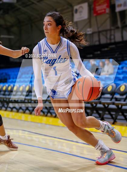 Thumbnail 1 in Los Altos vs Westmont (Santa Cruz Warriors NorCal Invitational) photogallery.