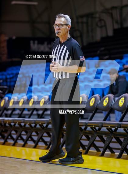 Thumbnail 3 in Los Altos vs Westmont (Santa Cruz Warriors NorCal Invitational) photogallery.