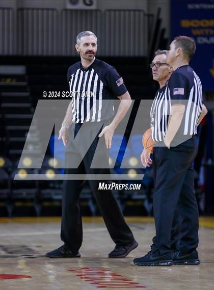 Thumbnail 3 in Los Altos vs Westmont (Santa Cruz Warriors NorCal Invitational) photogallery.