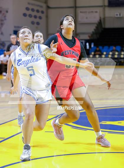 Thumbnail 2 in Los Altos vs Westmont (Santa Cruz Warriors NorCal Invitational) photogallery.