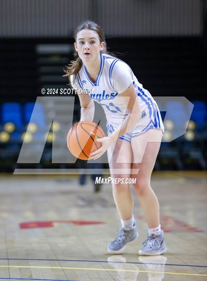 Thumbnail 3 in Los Altos vs Westmont (Santa Cruz Warriors NorCal Invitational) photogallery.