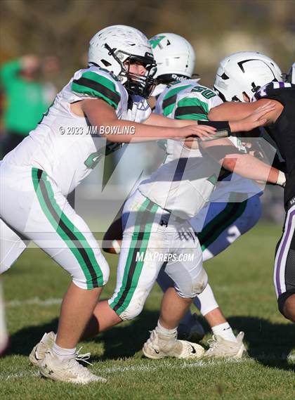 Thumbnail 1 in Shelbyville vs Athens (IHSA 2A State Semifinal) photogallery.