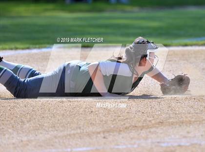 Thumbnail 1 in Camden Catholic @ Cherokee photogallery.