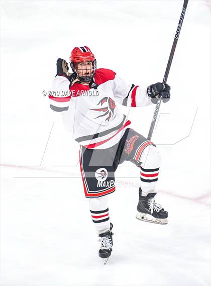 Thumbnail 2 in St. John's Prep vs. Winchester (MIAA Division1 North Final) photogallery.
