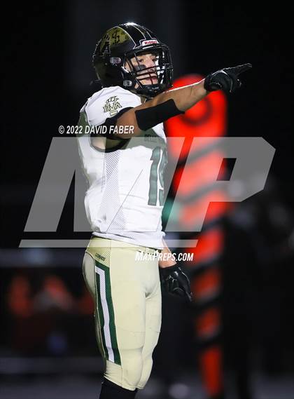 Thumbnail 1 in Central vs. Belle Vernon (PIAA 3A Semifinal) photogallery.