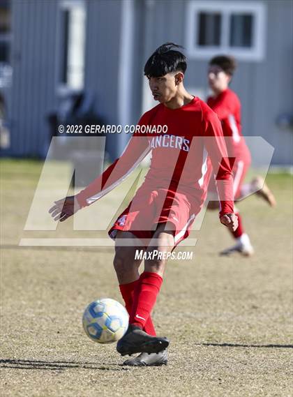 Thumbnail 1 in East Union vs. Sierra photogallery.