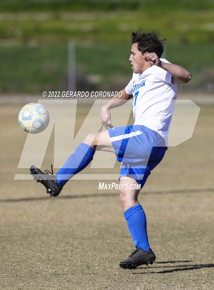 Thumbnail 2 in East Union vs. Sierra photogallery.
