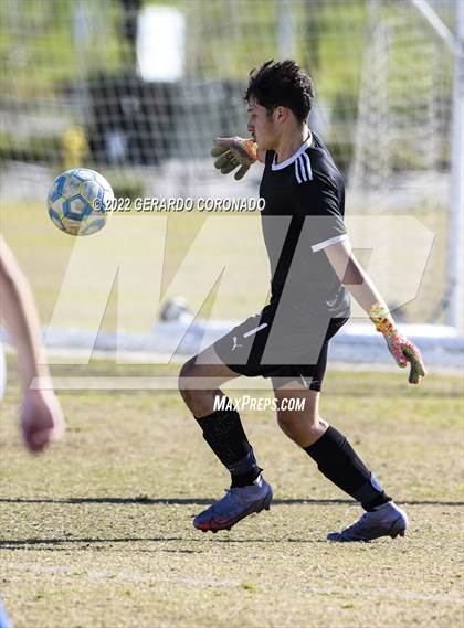 Thumbnail 1 in East Union vs. Sierra photogallery.