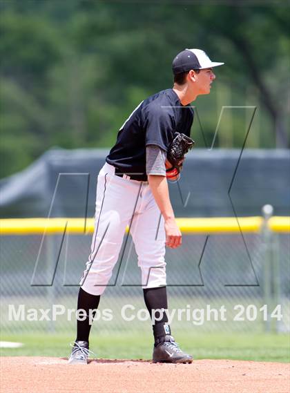 Thumbnail 2 in Rye Neck vs. Spackenkill (NYSPHSAA Class B Regional Semifinal) photogallery.