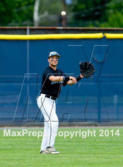 Thumbnail 2 in Rye Neck vs. Spackenkill (NYSPHSAA Class B Regional Semifinal) photogallery.